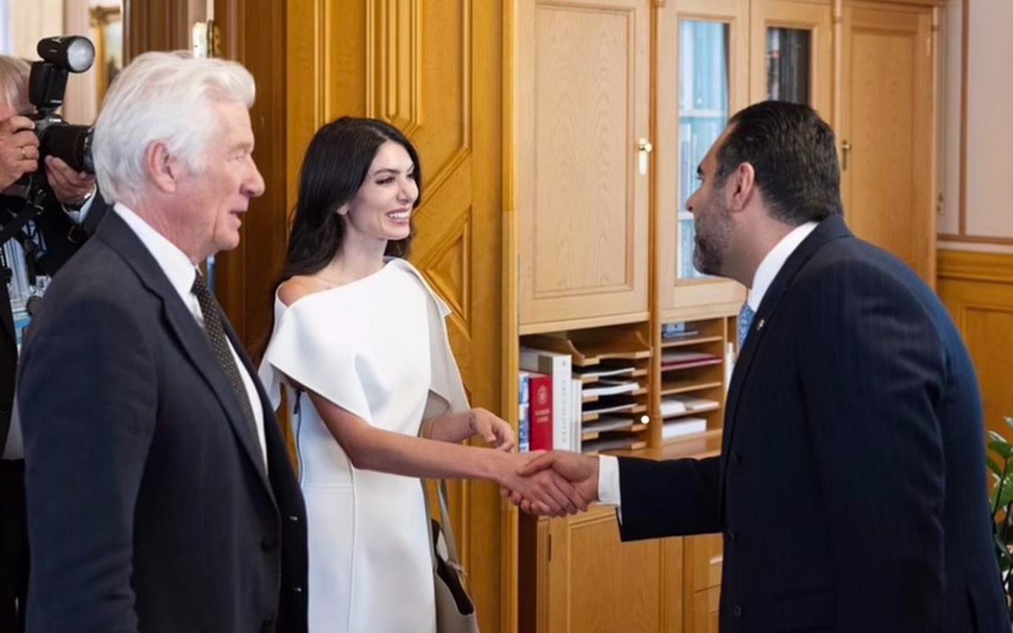 Prinsessan Noor Pahlavi, äldsta dotter till den landsflyktige kronprinsen Reza Pahlavi